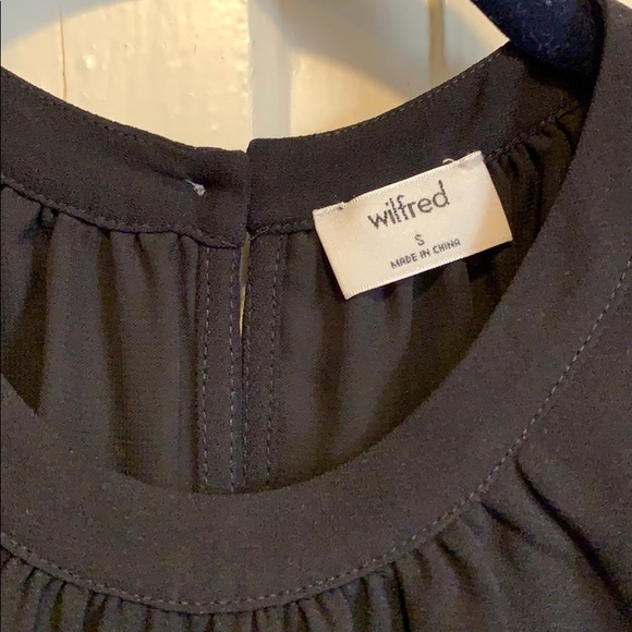 Wilfred Sleeveless Blouse with Halter Type fit - Picture 2 of 3